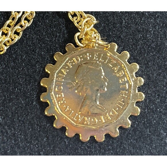 Royal Mint Gold Plated Threepenny Pieces Queen Elizabeth II & King George VI 18” - Picture 3 of 7